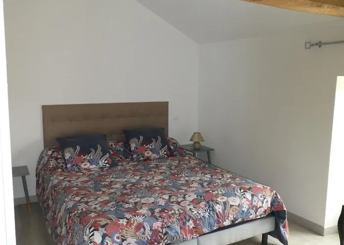 Ferienhaus Maison Renovee En Pleine Campagne Avec Terrain, Terrasse Et Equipements Familiaux - Fr-1-426-157 *